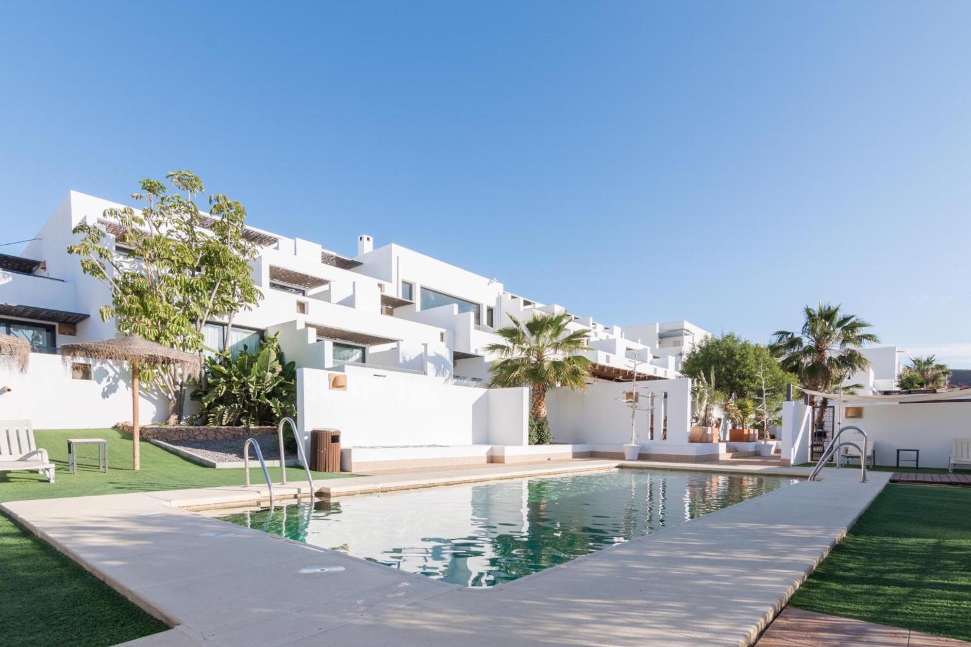 Calachica Negras Hotel