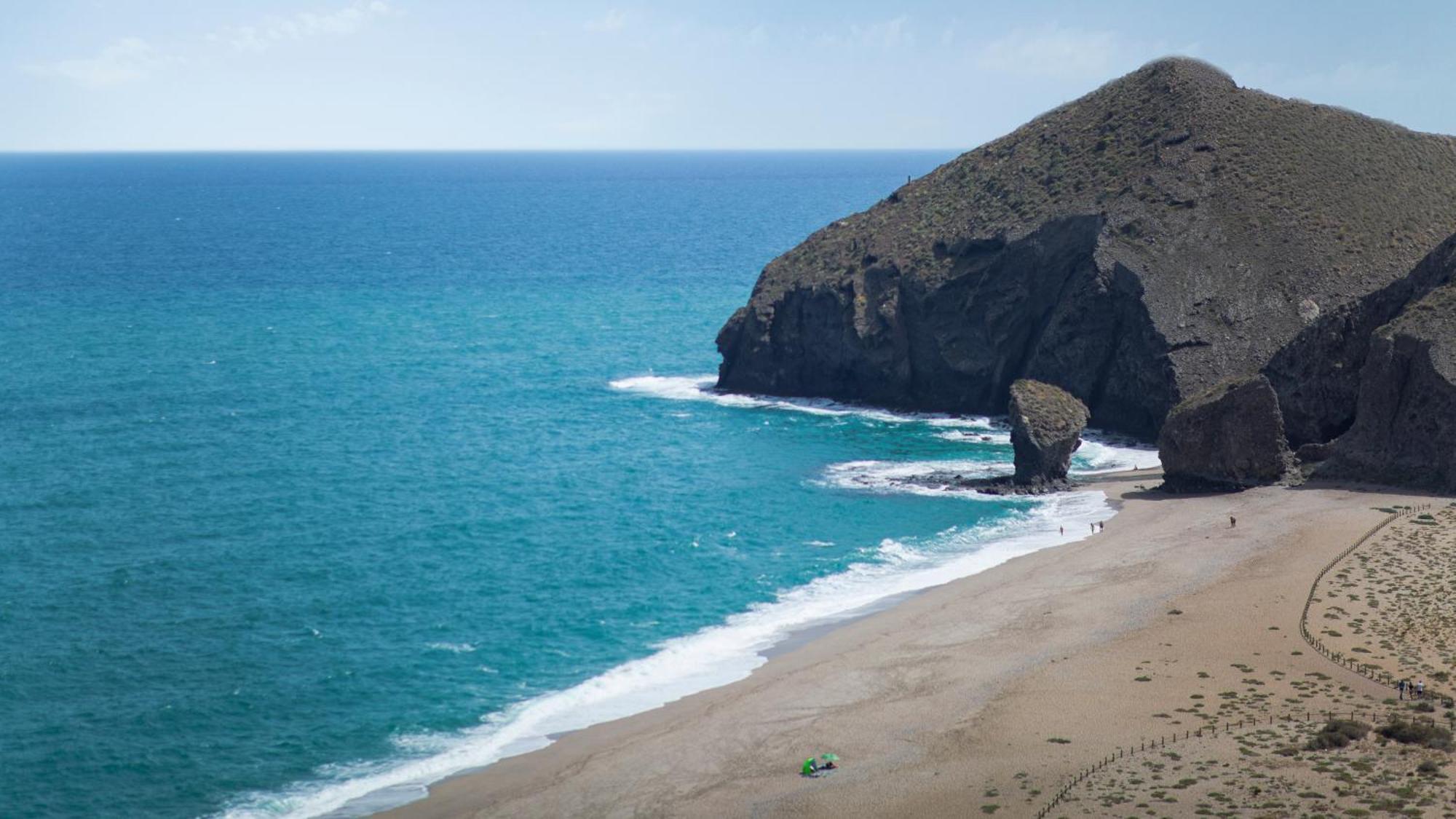Calachica Negras 3*